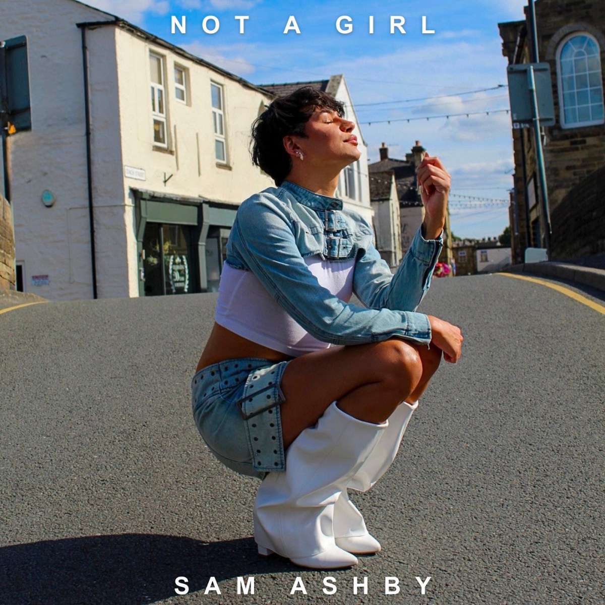 SAM ASHBY – ‘NOT A GIRL’ EP&nbsp;REVIEW